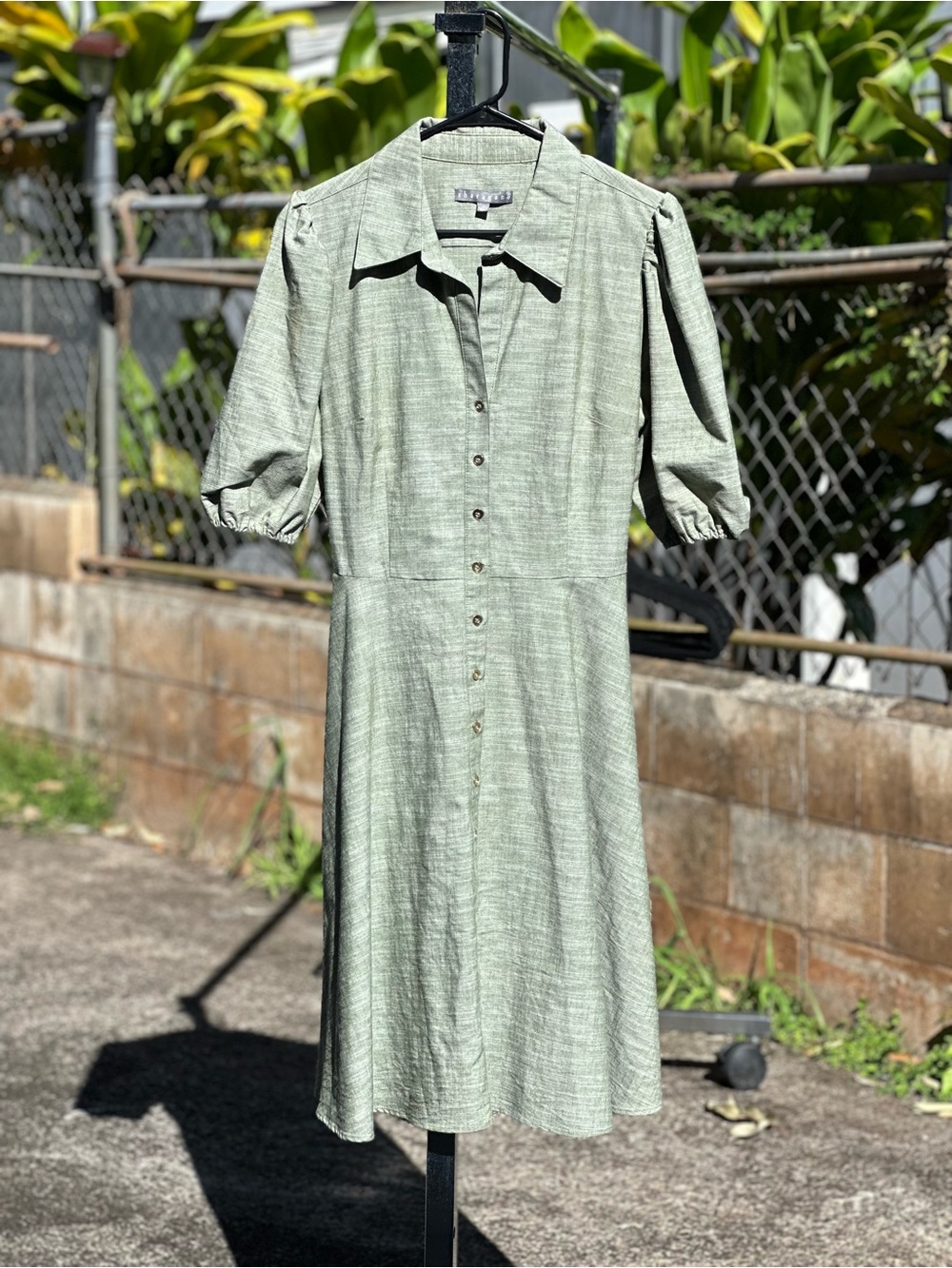 Sharagano Light Sage Green Button-Front Midi Dress